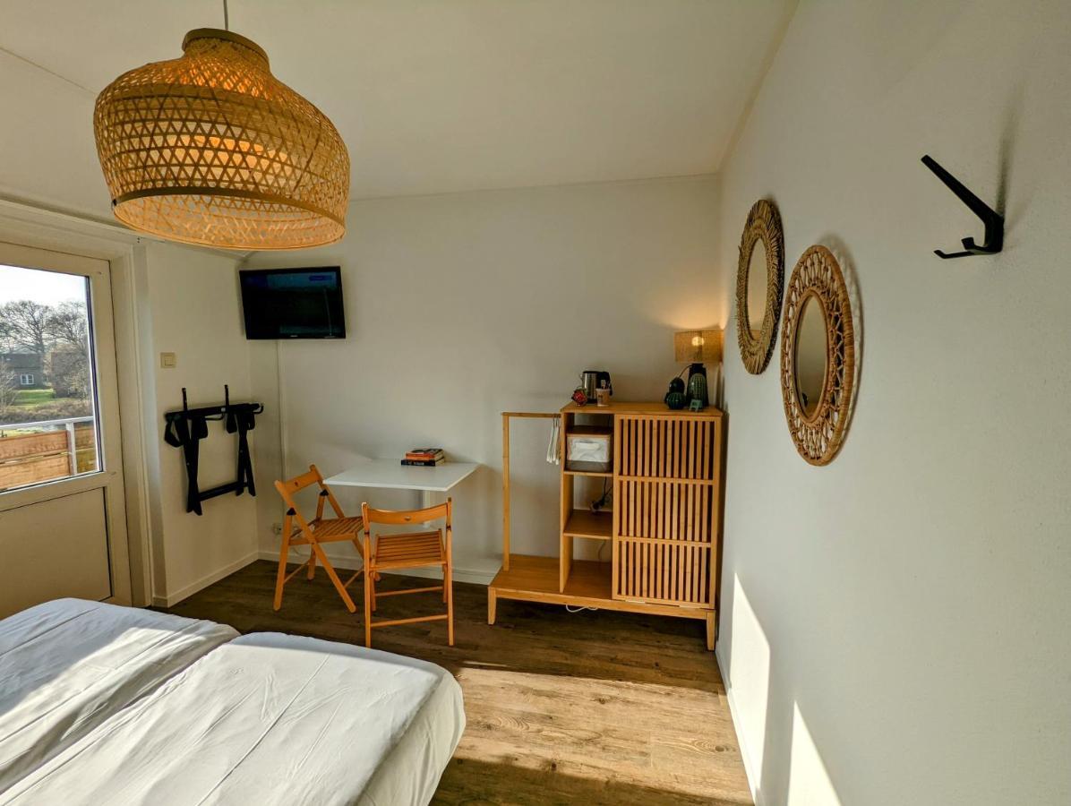 Budget Hotel Vrouwenpolder Exterior photo